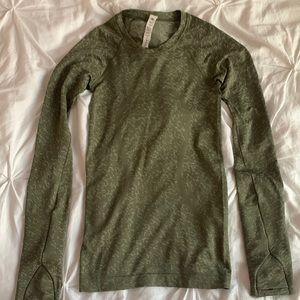 Lululemon Long Sleeve Swiftly Tech 2.0